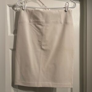 New York & Company Size 0 (fits like a 2) White Pencil Skirt